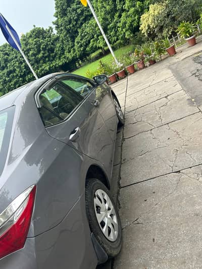 Toyota Corolla GLI 2015 contact 03094825818