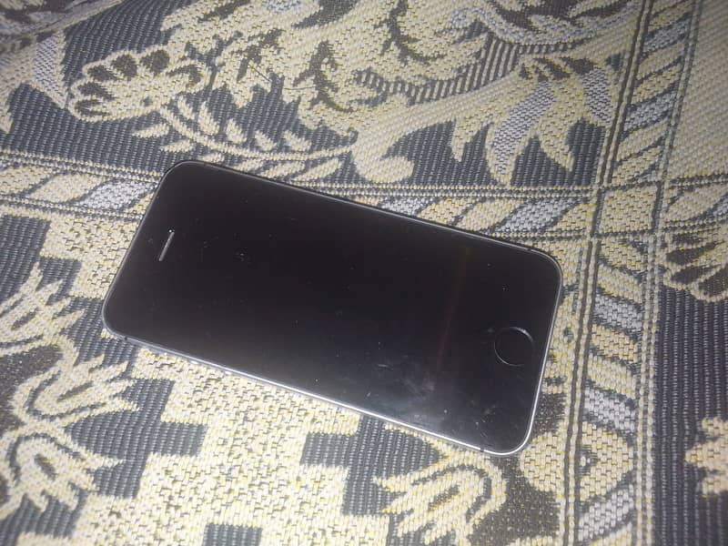 IphoneSE 0