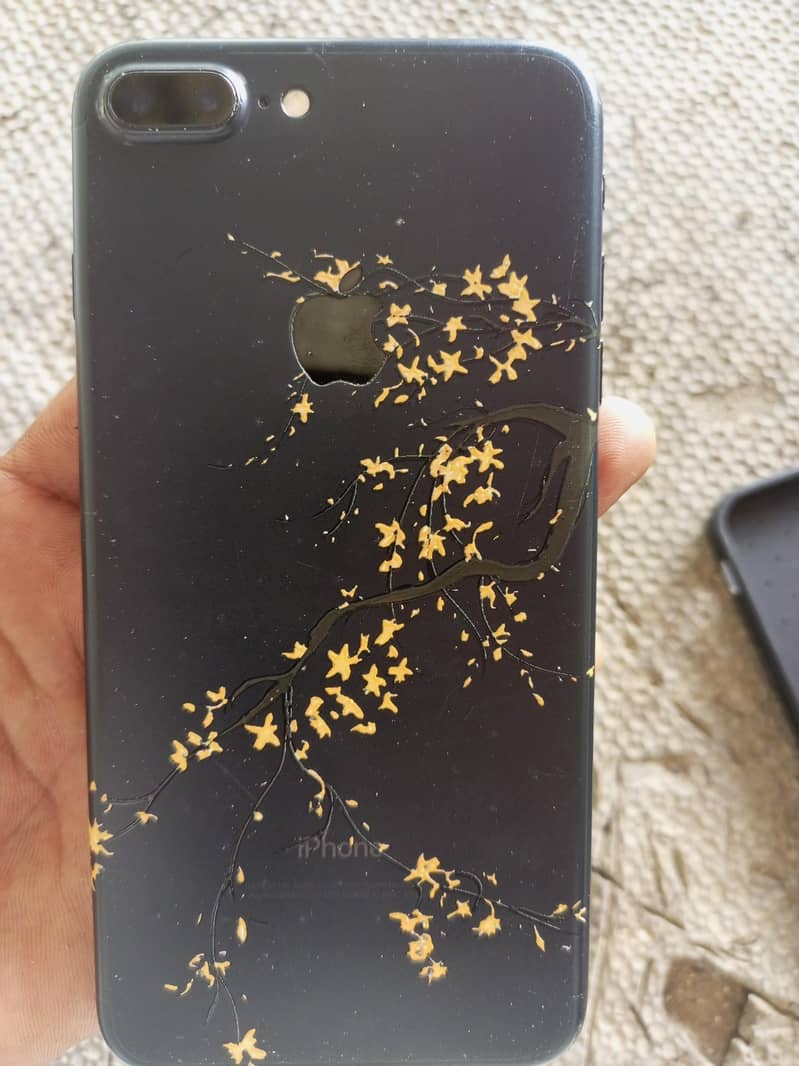 Apple iPhone 7 Plus 4