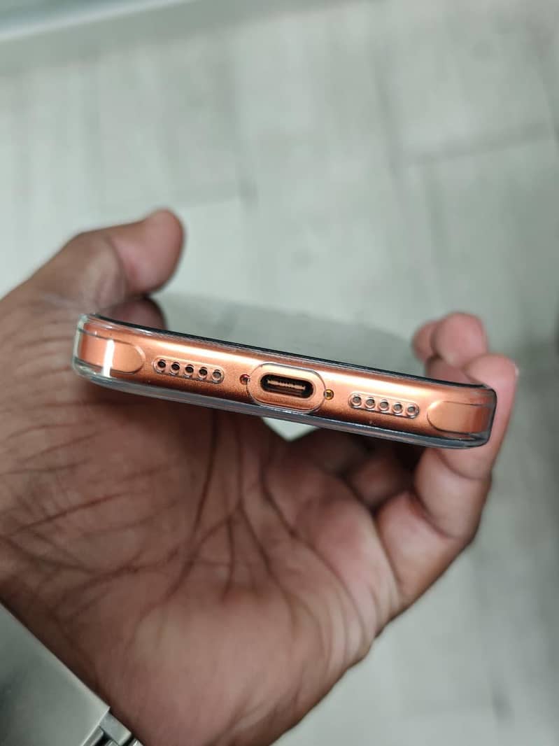 Apple iPhone 17 Pro 2