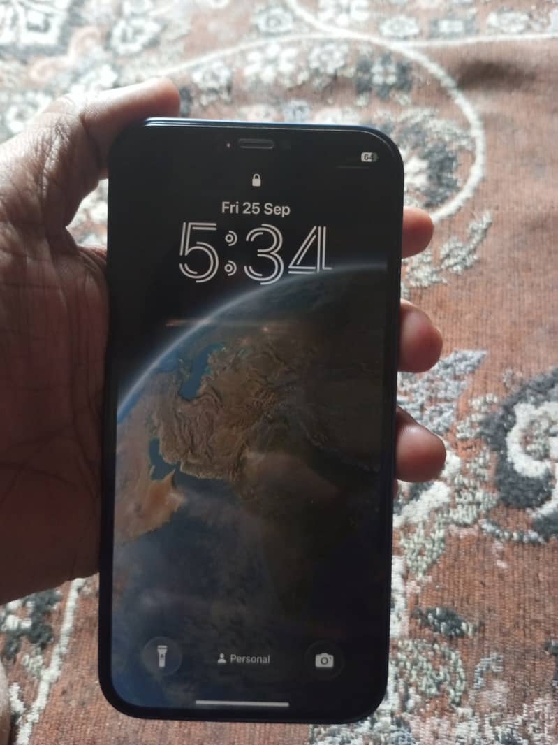 Apple iPhone 12 1