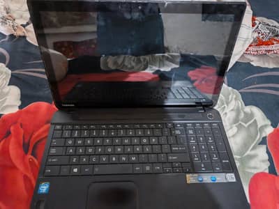 Toshiba laptop 4gb ddr3 ram and 500gb hard