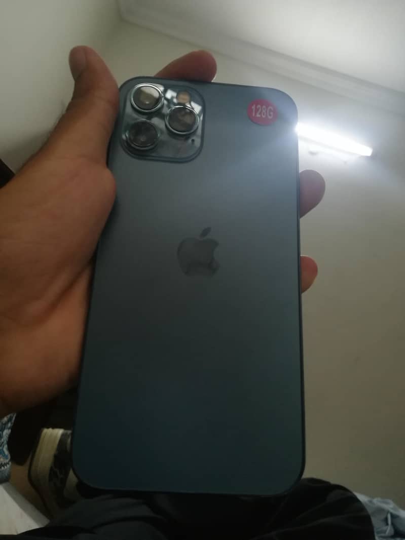 Apple iPhone 12 Pro Max 3