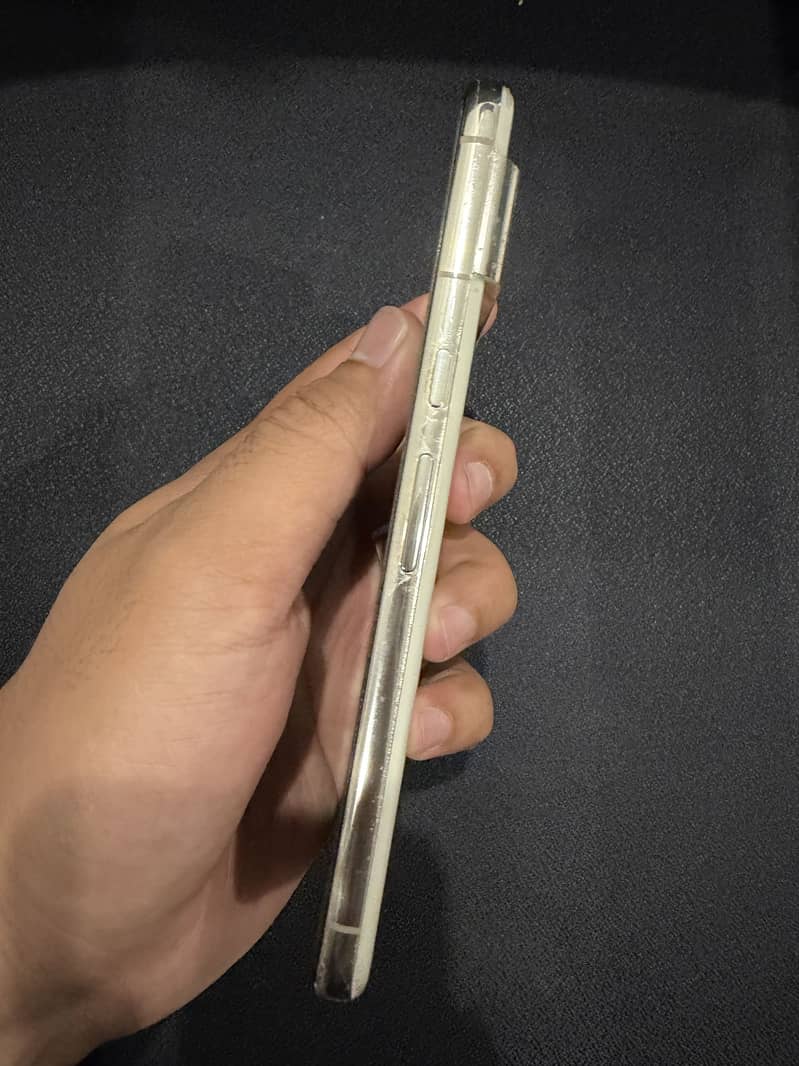 Google Pixel 8 Pro 2