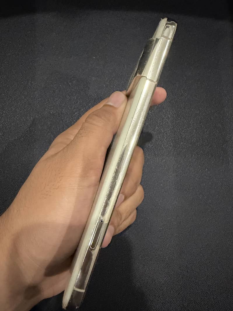 Google Pixel 8 Pro 3