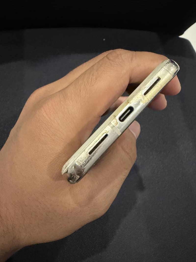 Google Pixel 8 Pro 4