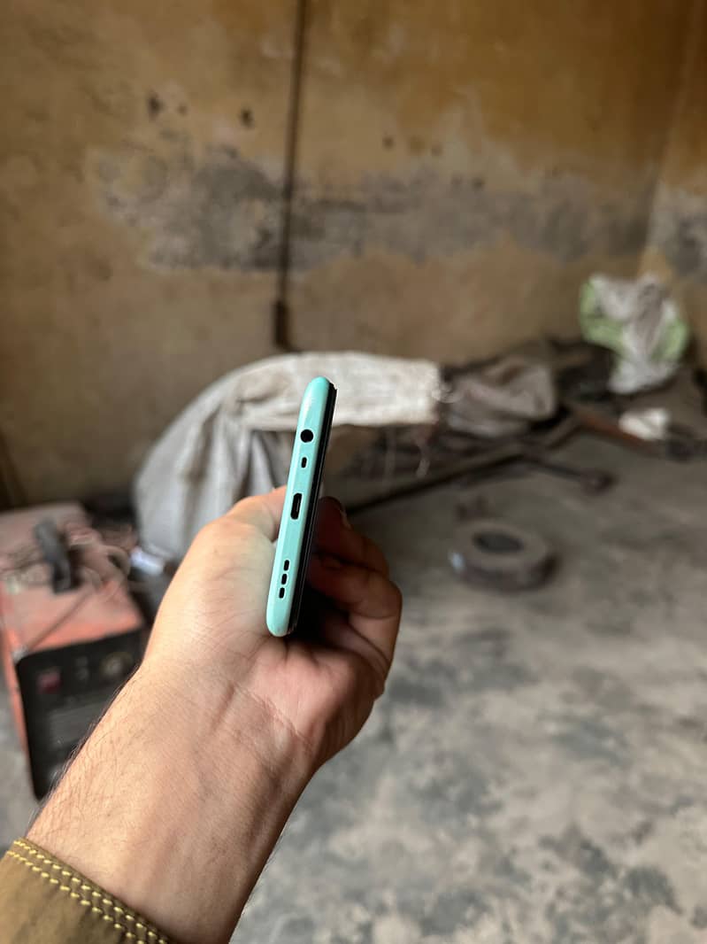 OPPO A31 2