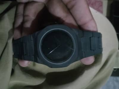 Aura watch hai. 2