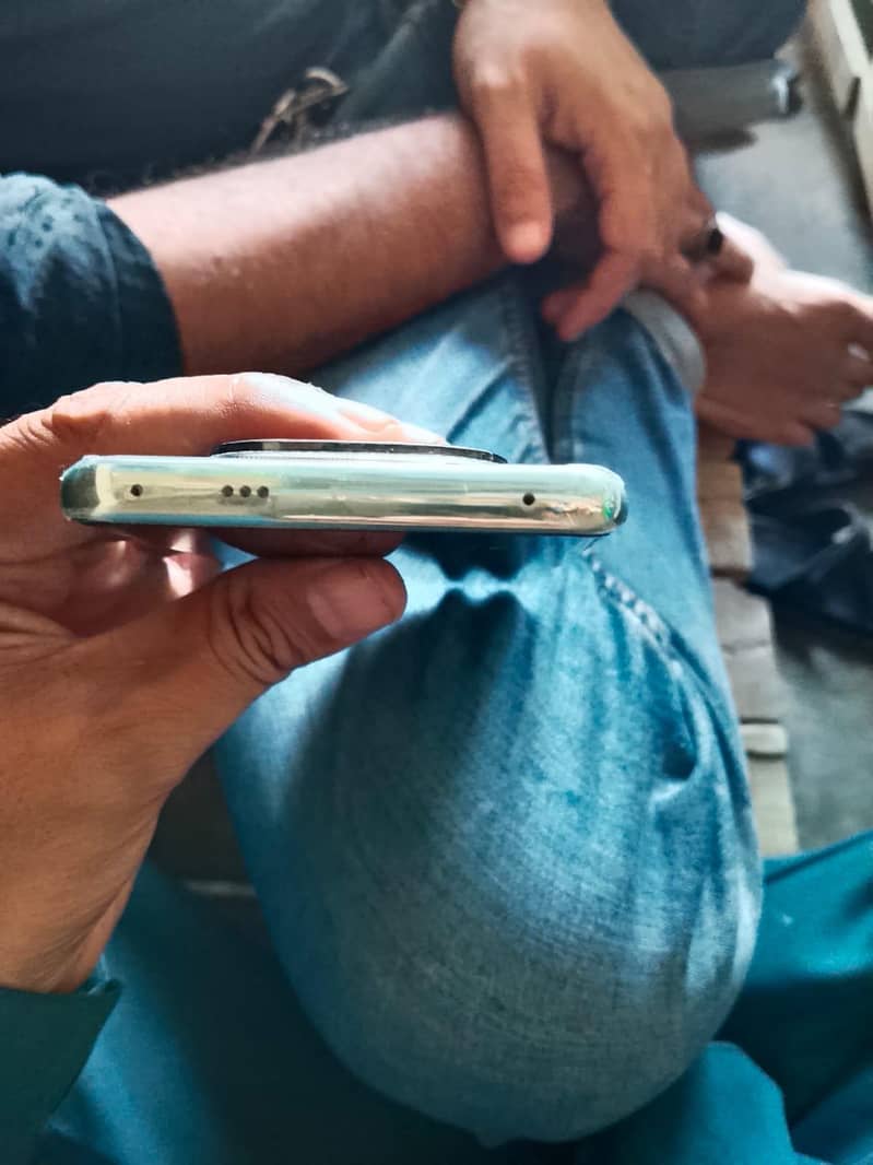 Xiaomi Redmi Note 14 Pro Plus 5