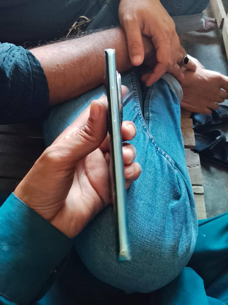 Xiaomi Redmi Note 14 Pro Plus 6