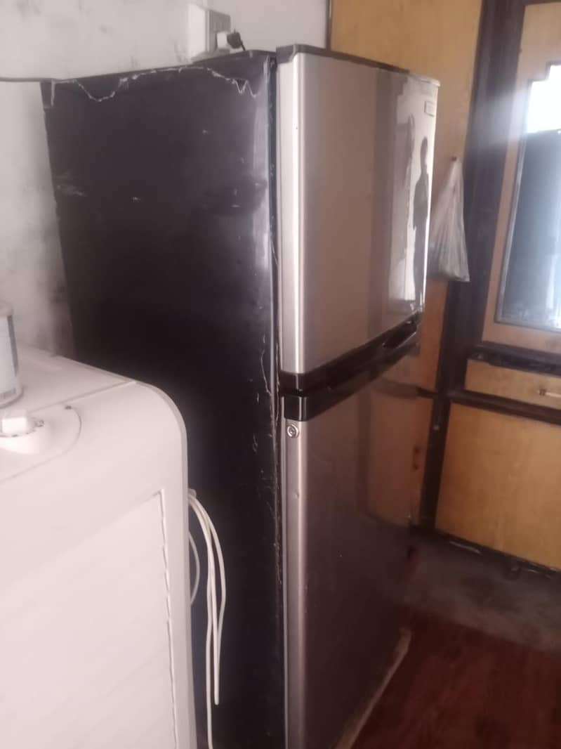 orient fridge 1