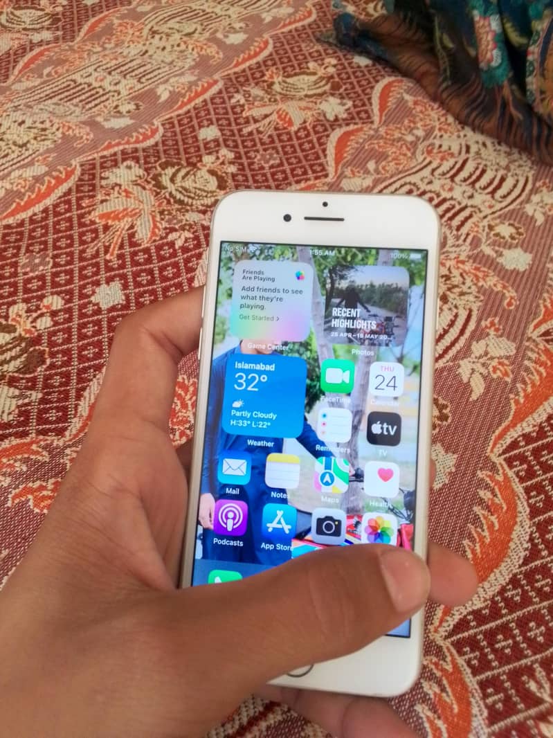 Apple iPhone 7 4