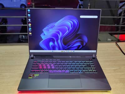 ASUS ROG  Ryzen™ 9 8940HX | RTX 5060 8GB| QHD+ 240Hz ROG Nebula GAMING