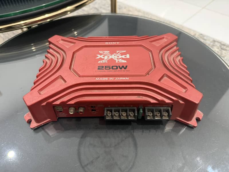 Sony xplode amplifier 1