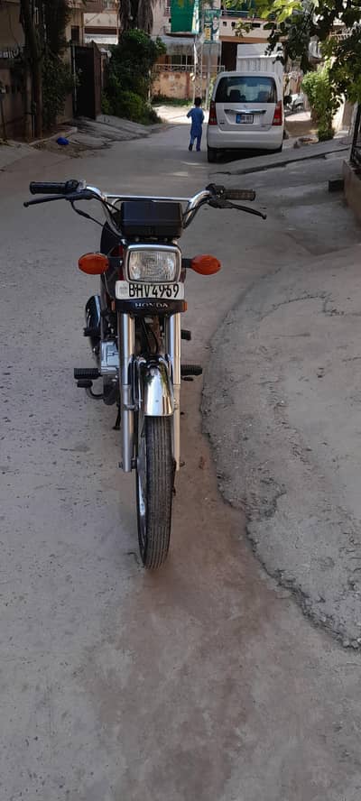 Iam selling my Honda cg 125
