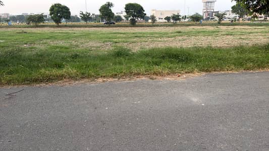 Near To Carefour Plot U-176 Back Of Main 150 Feet road Available For Sale Dha Ph 7