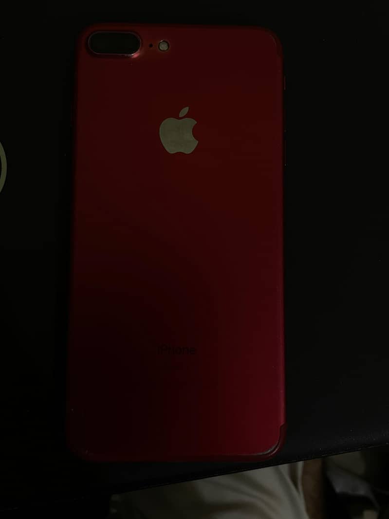 Apple iPhone 7 Plus 1
