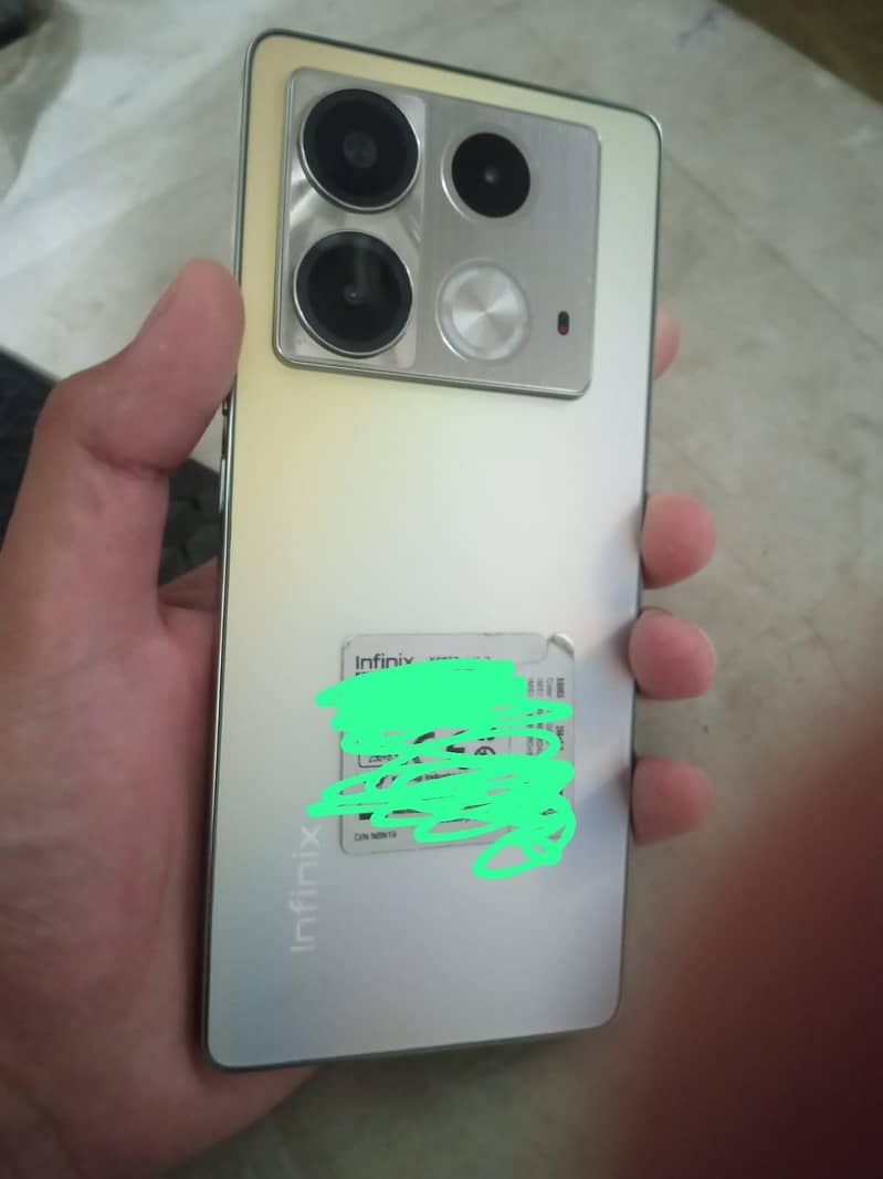 Infinix Note 40 0