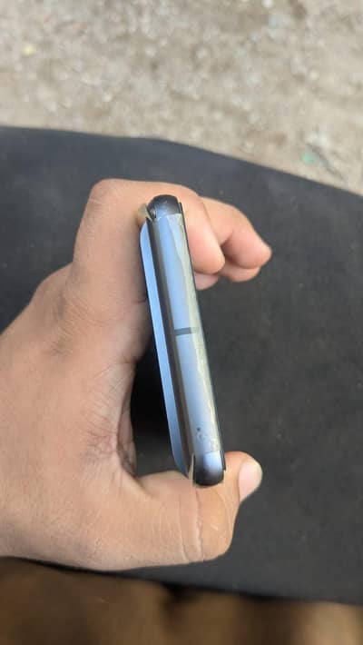 Google pixel 7 official pta approved 10/9 condition -2 months used