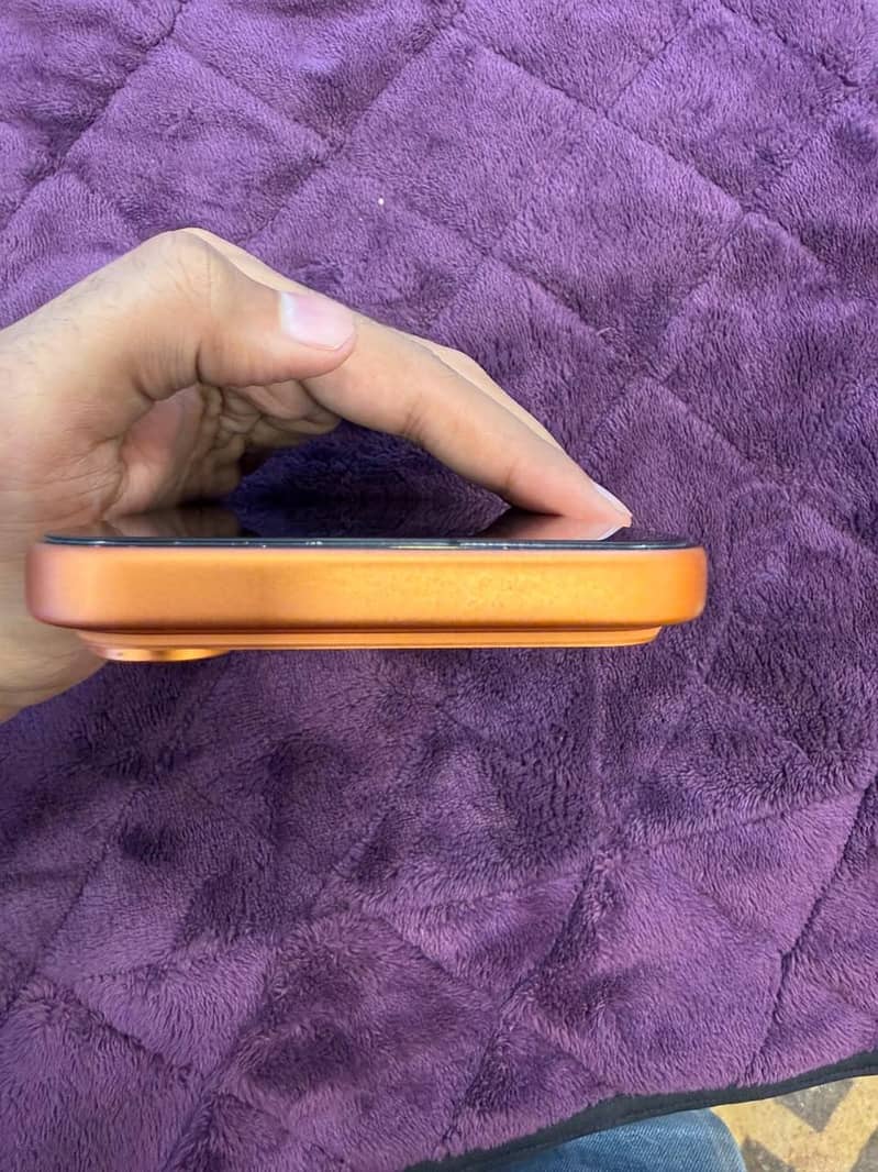 Apple iPhone 17 Pro Max 2