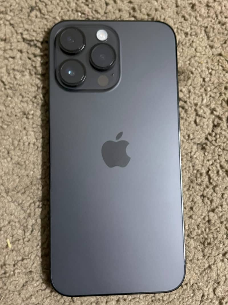Apple iPhone 14 Pro Max 1