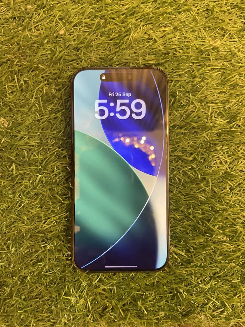 Apple iPhone 15 Pro 0