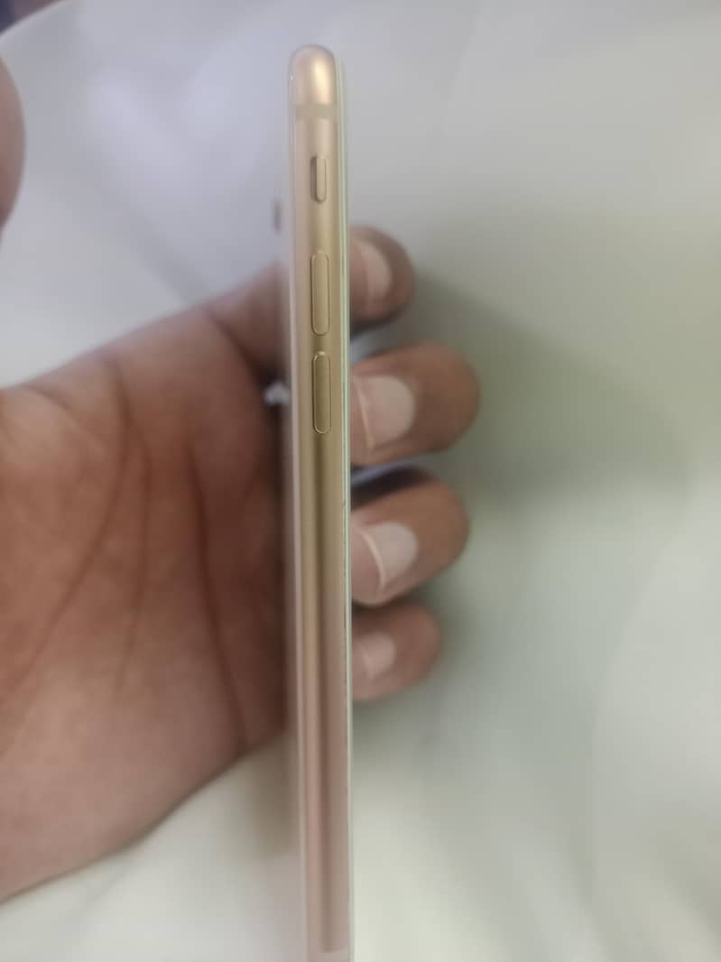 Apple iPhone SE 0