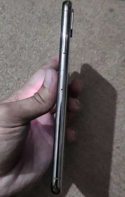 Apple iPhone XS Max 256 gb hai official pta approved