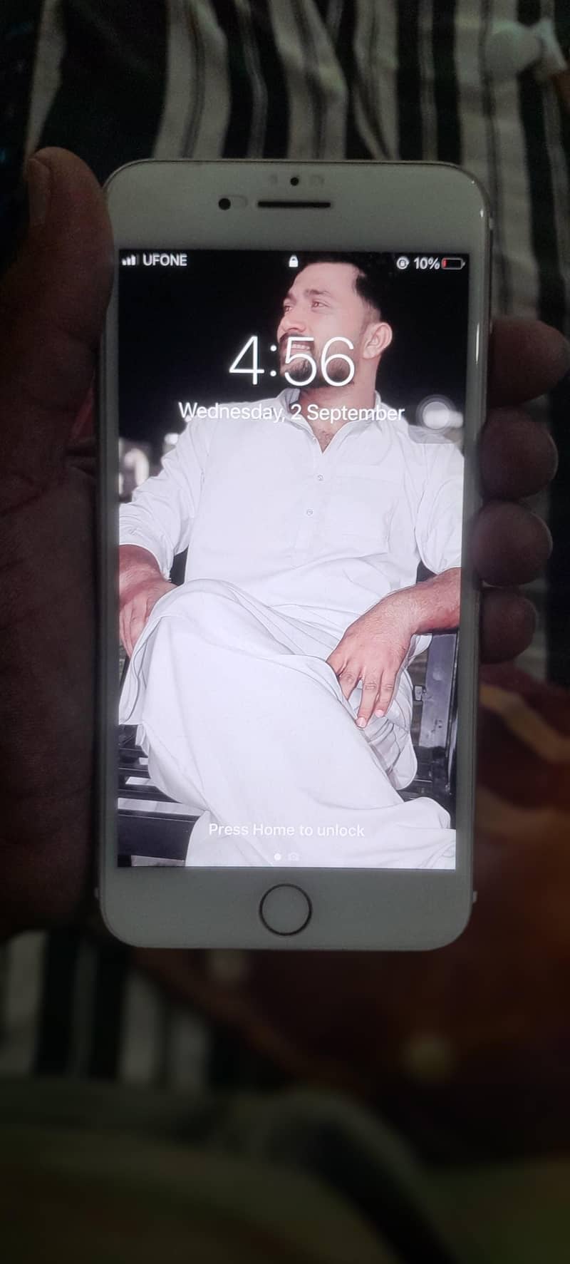 Apple iPhone 7 Plus 7