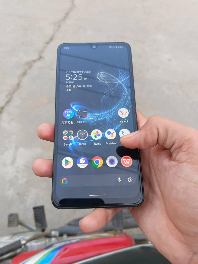 sharp Aqous Zero 5g Basic ( 6gb, 64gb) 9