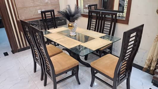 6 SEATER DINING TABLE — PERFECT CONDITION | ONLY Rs. 39,000 