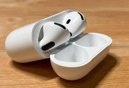 apple airpods Gen 4
