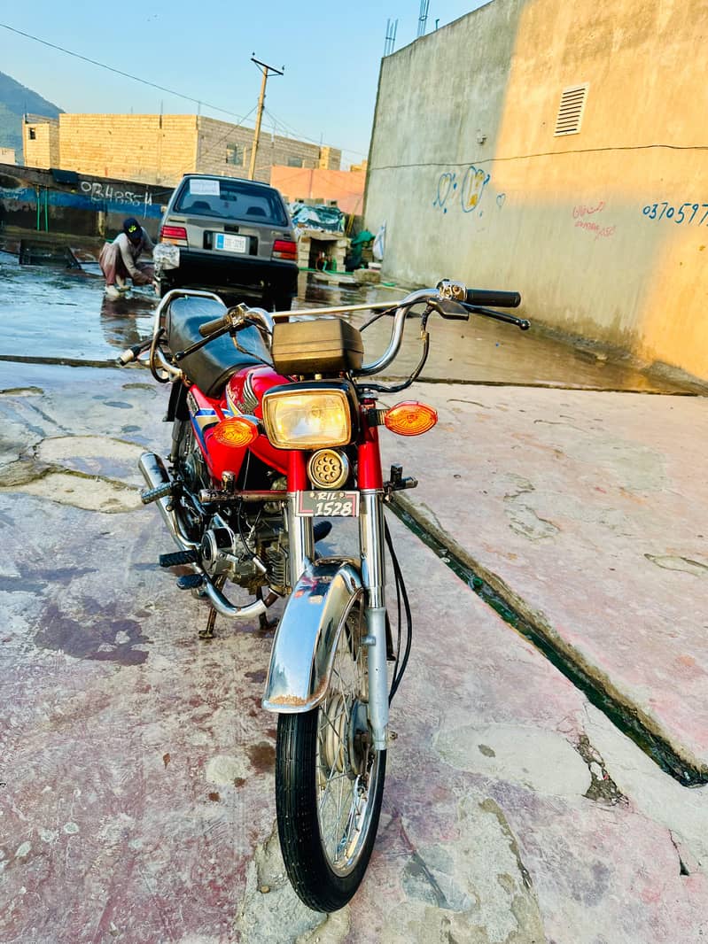 2011 model original condition 3