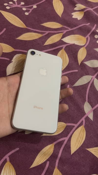 Apple iPhone 8