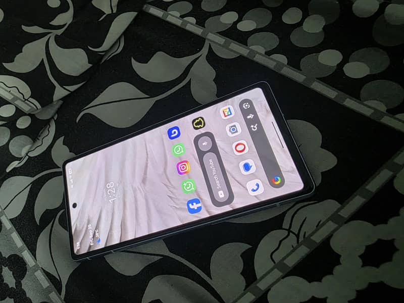 Google Pixel 7a 1