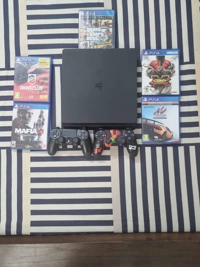 Playstation 4 Slim with 2 Controllers
