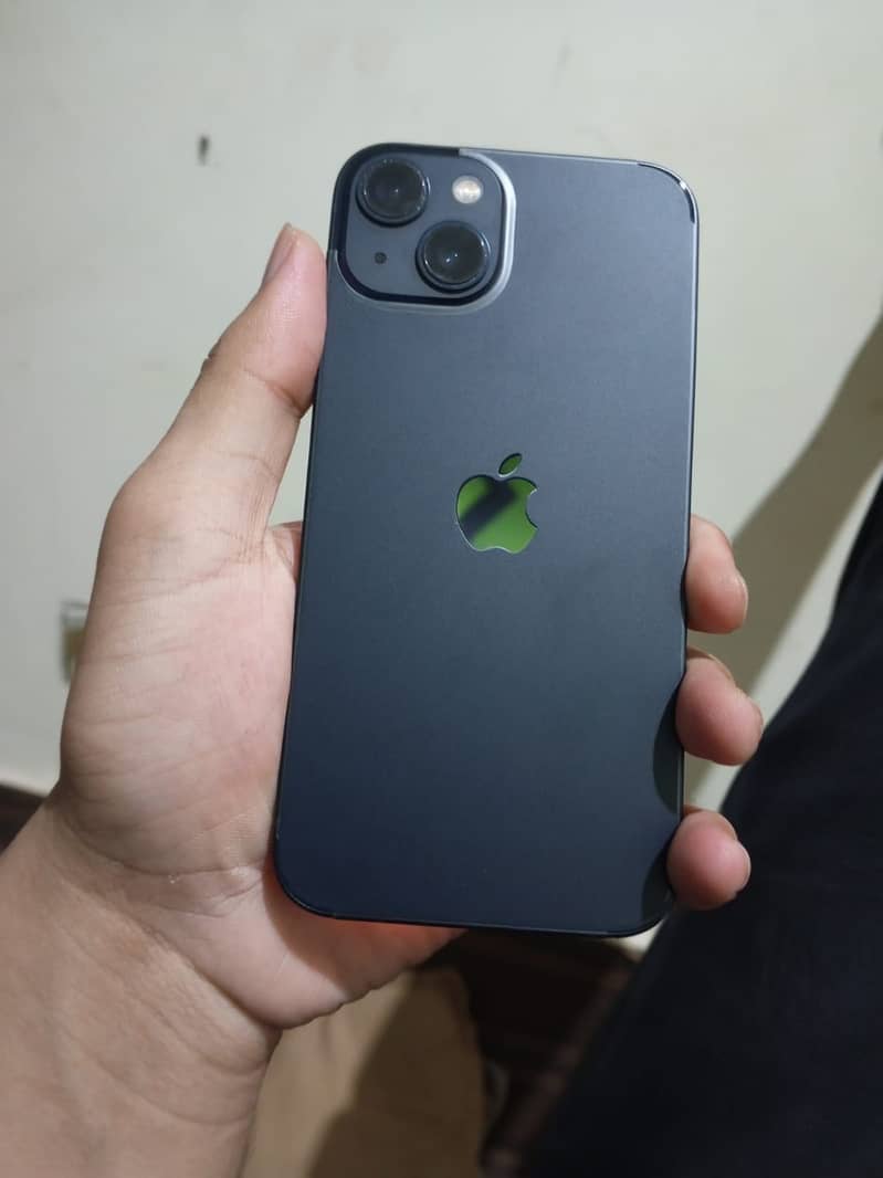Apple iPhone 13 3