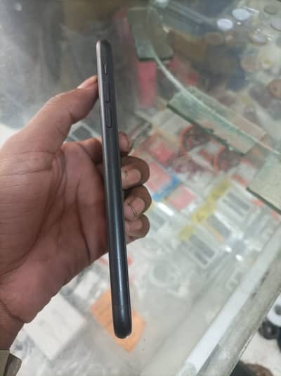 Apple iPhone XR