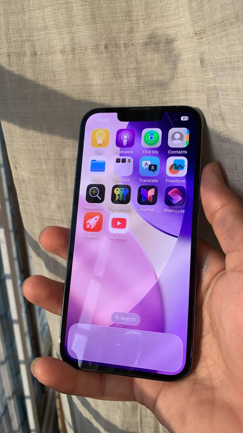 Apple iPhone 13 Pro 3