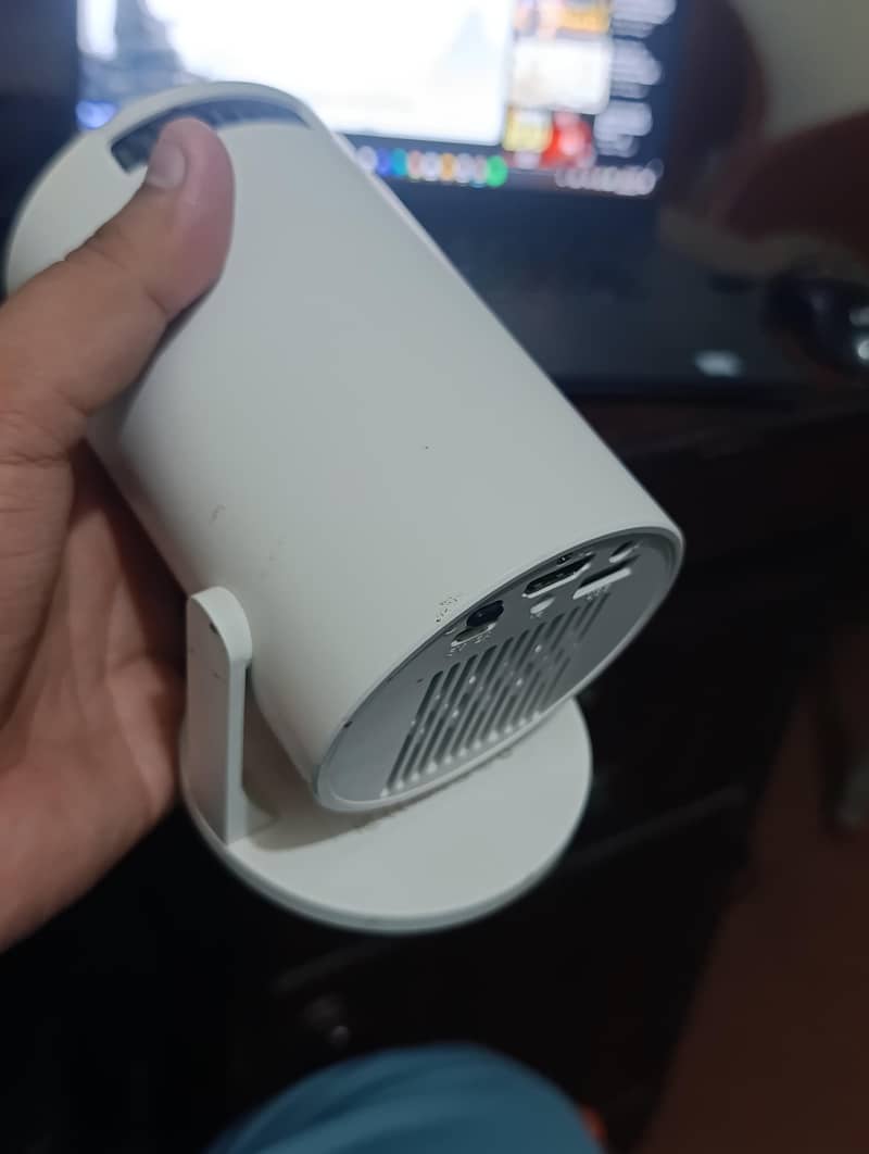 lcd projector 10