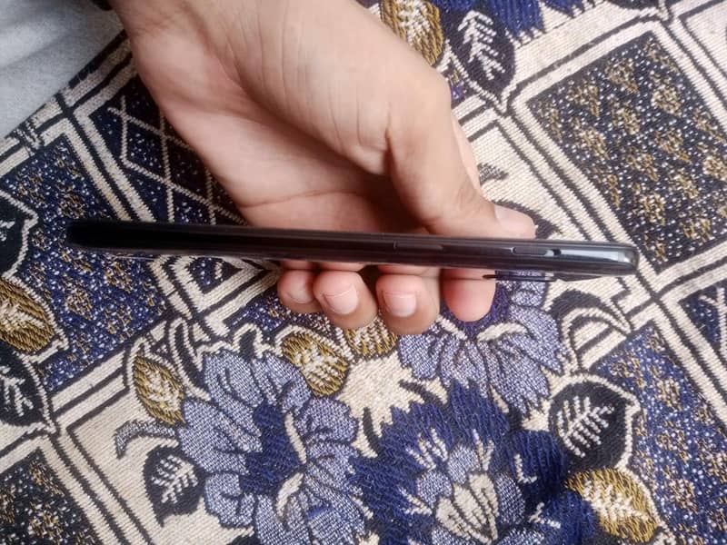 One Plus 6T 4