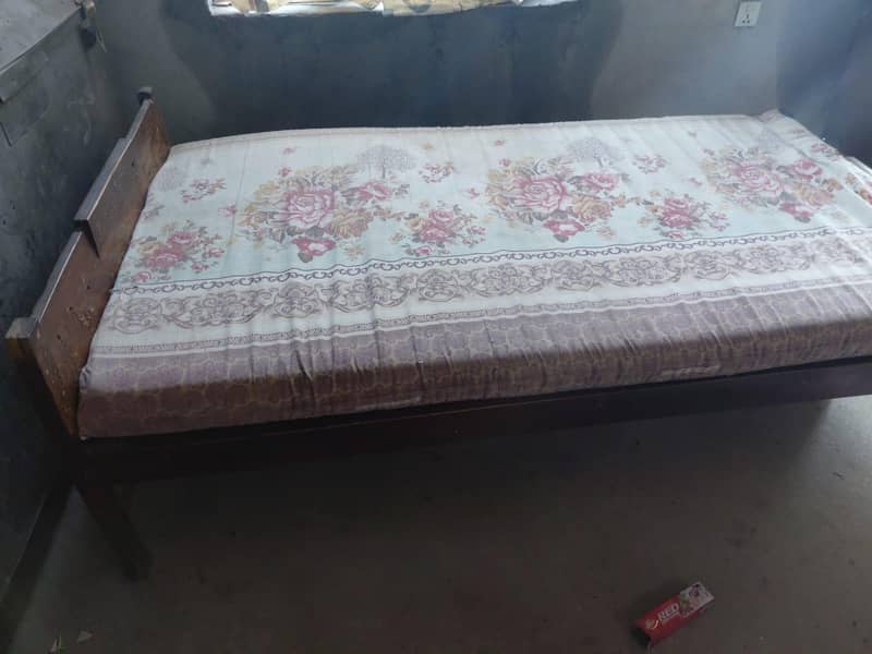 Single Wood Bed 1