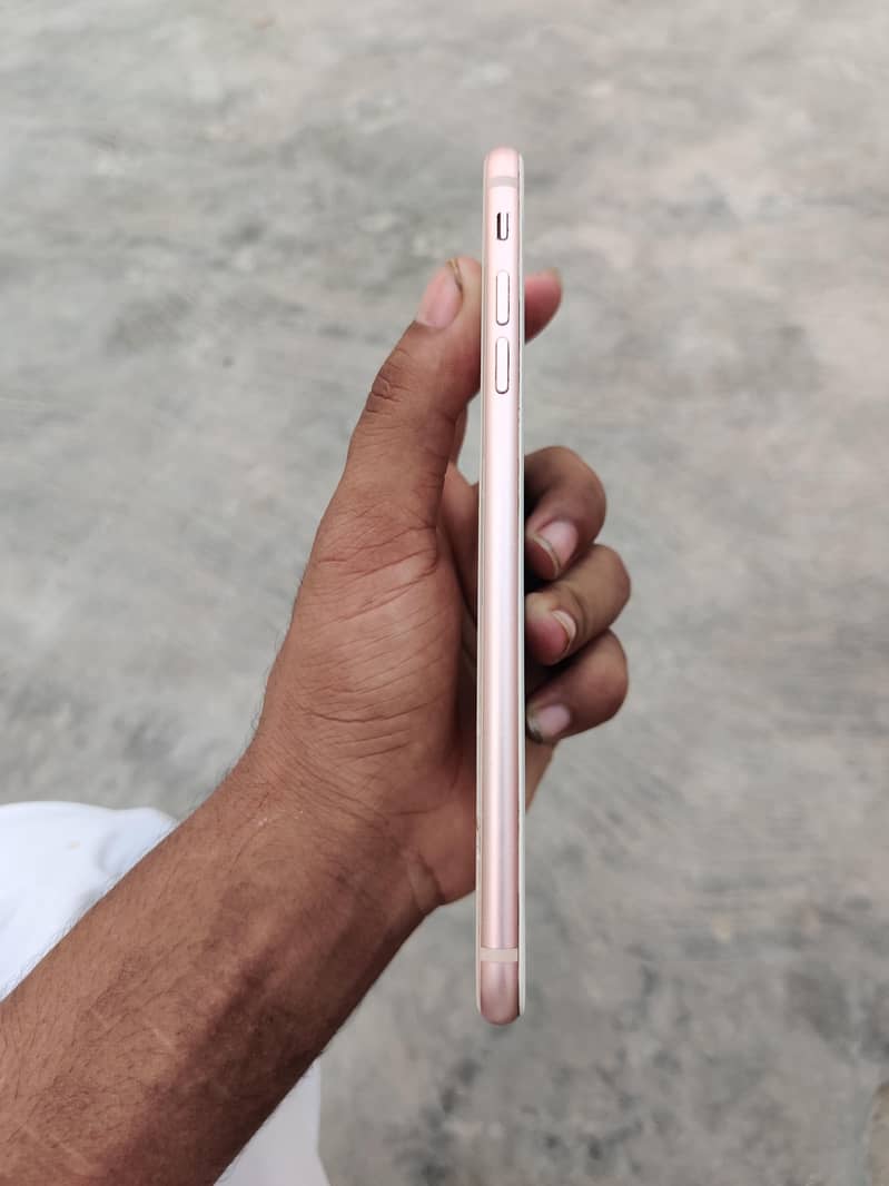 Apple iPhone 8 Plus 2