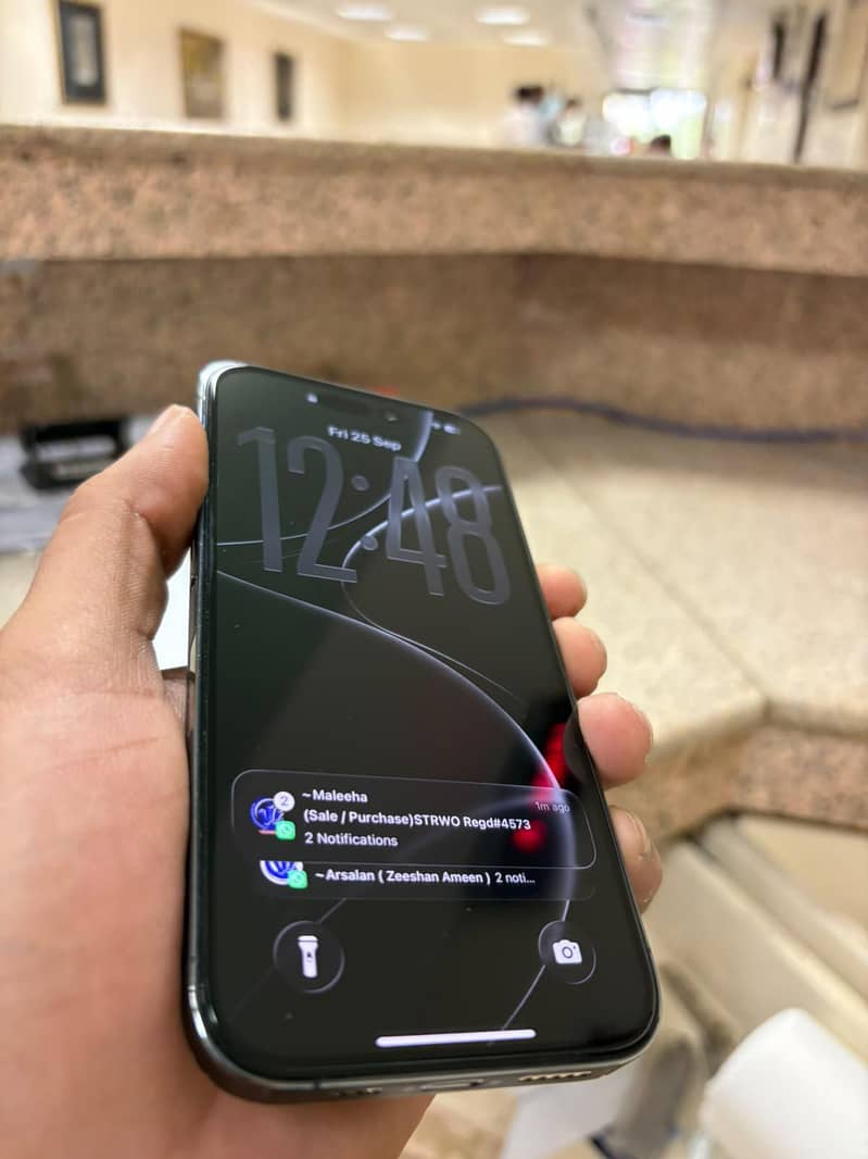 Apple iPhone 14 Pro 2
