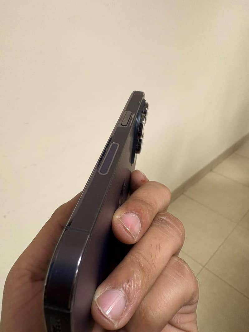Apple iPhone 14 Pro 3