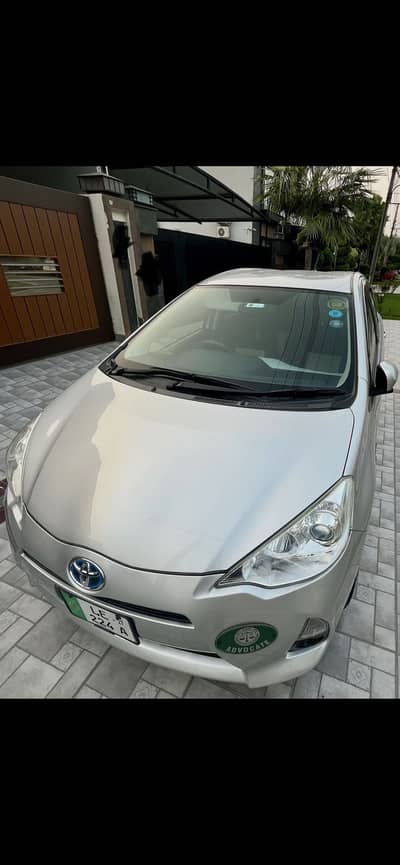Toyota aqua S 2014 for sale