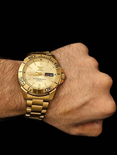 Original Seiko 5 Sports Watch Automatic Gold 23 Jewel-100M