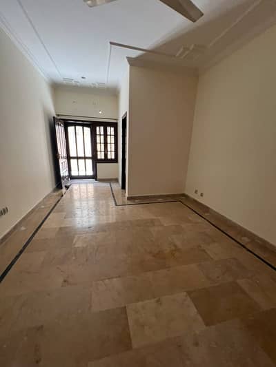 I. 8 Single Room For Rent More Option Available Hare