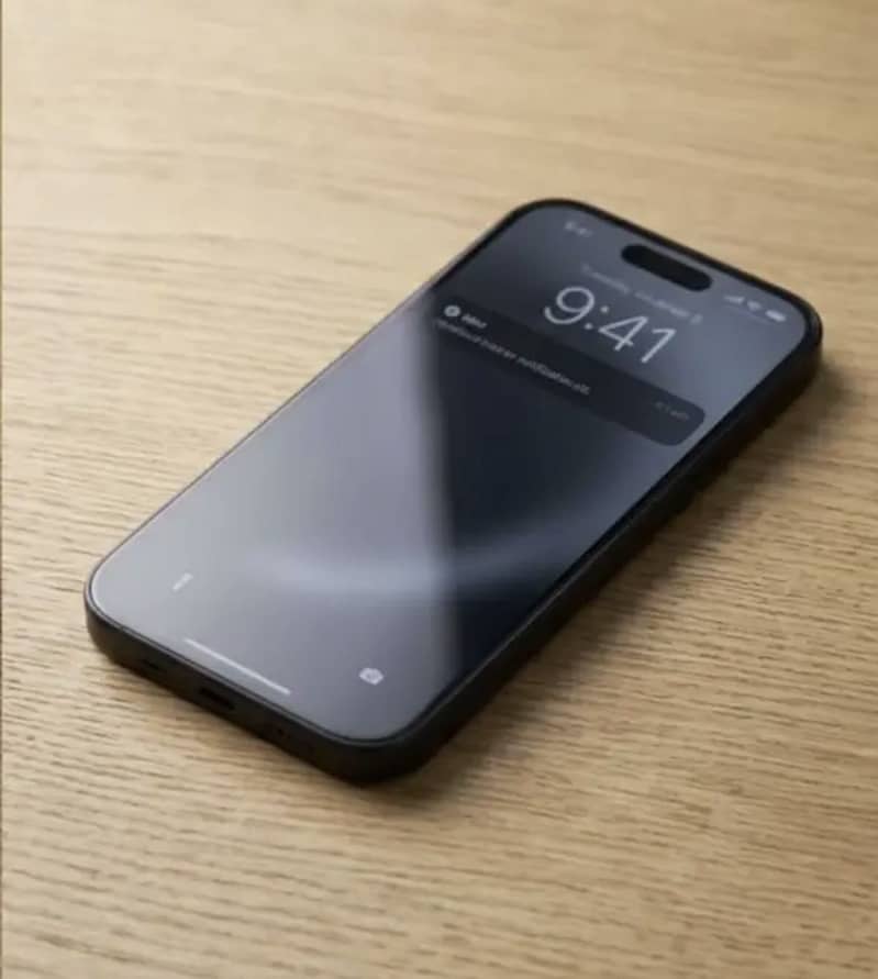 Apple iPhone 16 7