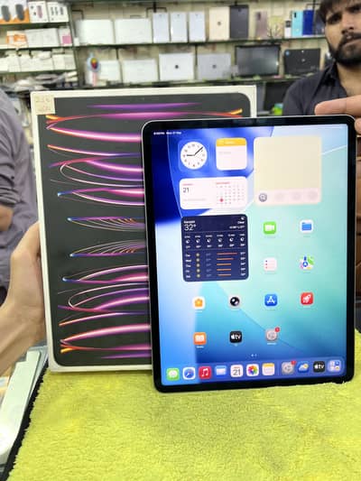 I pad pro 3rd gen M2 chip